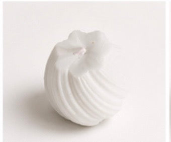 Swirl Shell Candle